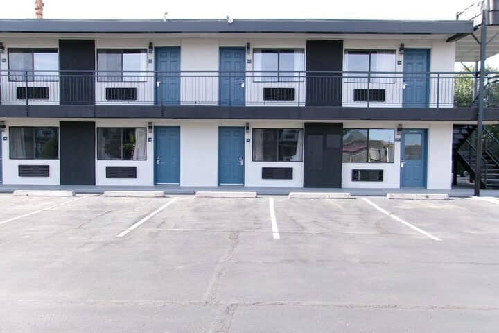 Hotel 84 of 89