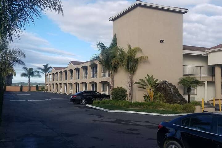 Hotel 33 of 33