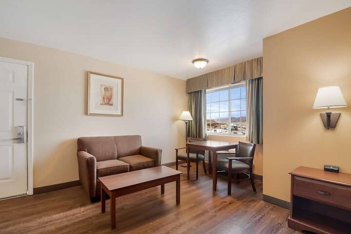 Room 12 of 26