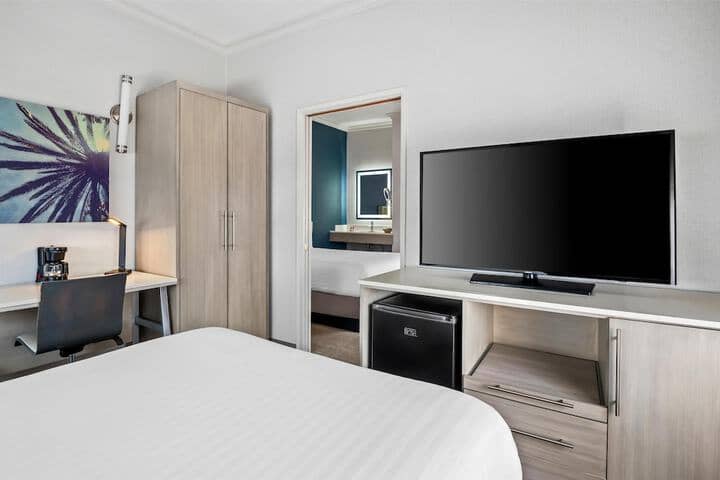 Room 26 of 56