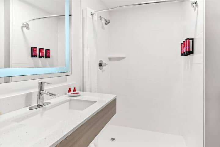 Room 42 of 56