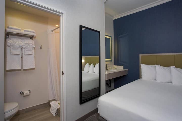 Room 29 of 56