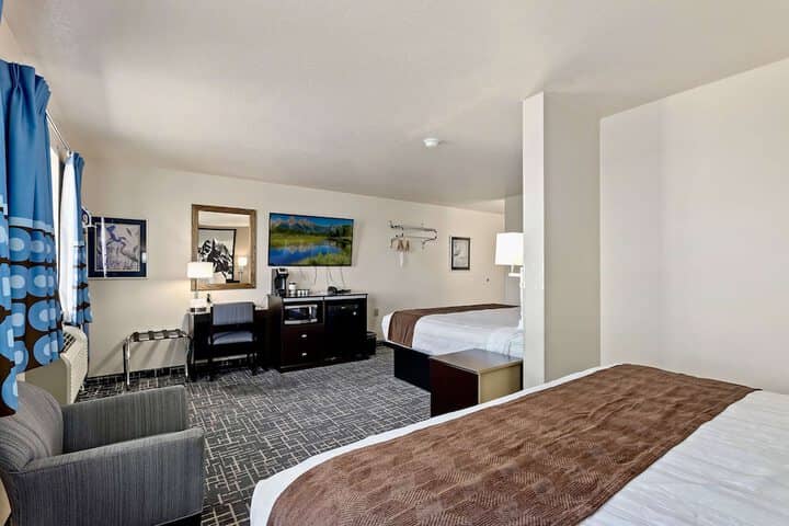 Room 21 of 36