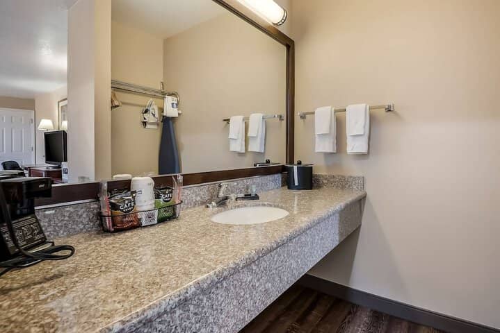 Room 18 of 26