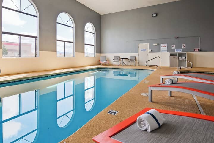 Pool 18 of 28